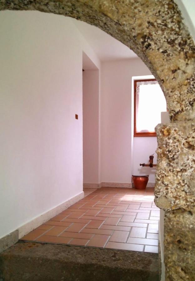 Cjasa Da Puci Apartment โอวาโร ภายนอก รูปภาพ