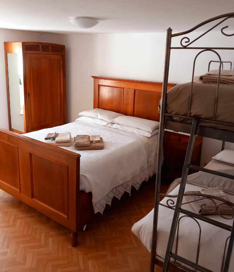 Cjasa Da Puci Apartment โอวาโร ภายนอก รูปภาพ